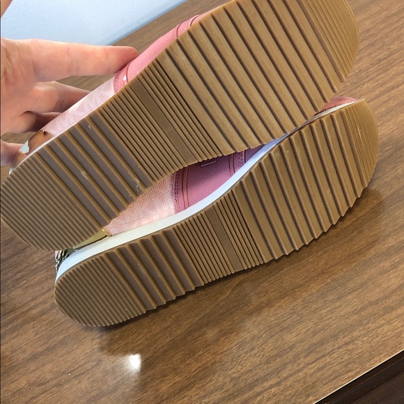 Michael Michael Kors Trainer Sneakers NWOT - Picture 6 of 14